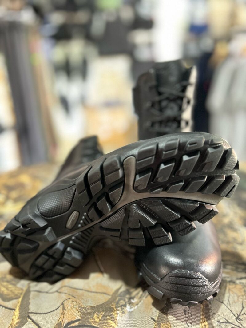Bota Bates Delta 8